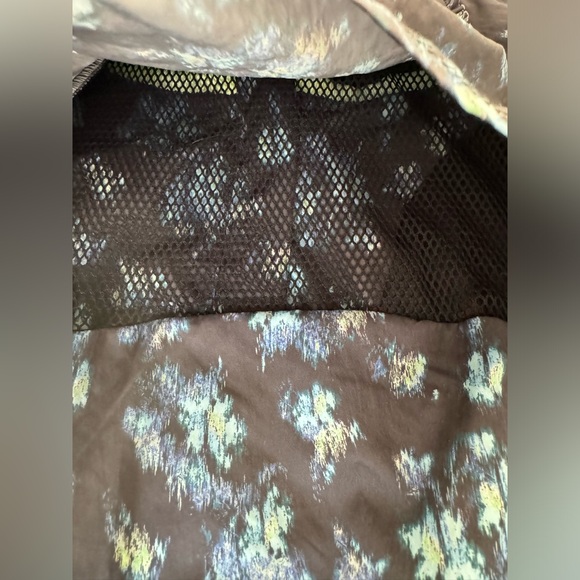 Free People Movement Cropped Windbreaker Jacket - Picture 7 of 8